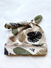 Load image into Gallery viewer, Knot Top Hat