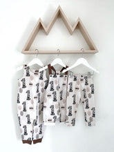 Load image into Gallery viewer, Wild One Leggings